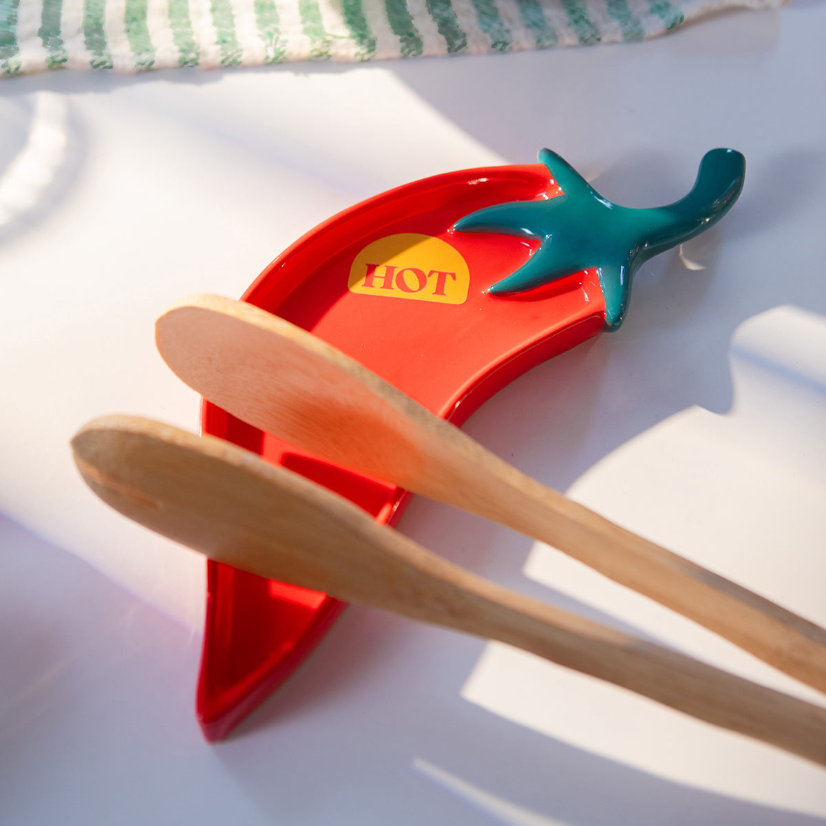 Farmers-Market-Spoon-Rest-Chilli-wooden-spoons